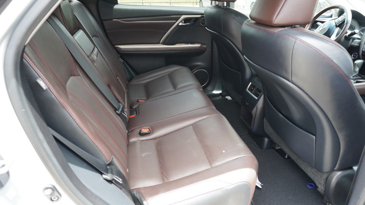Used 2016 Lexus RX 450h AWD w/ Cold Weather Package image 11