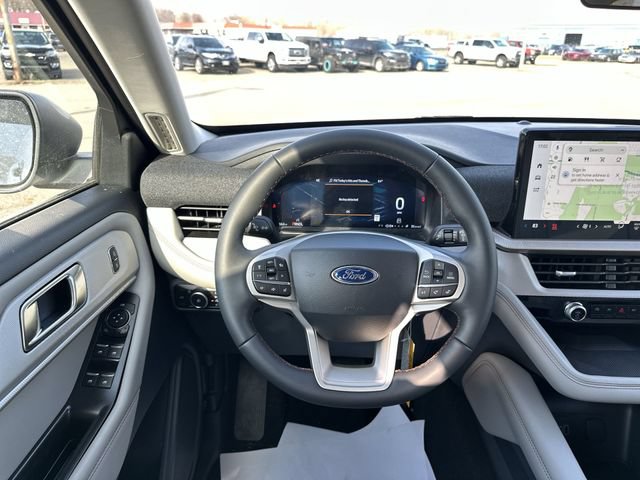 New 2026 Ford Explorer Active w/ Active Comfort Package AWD/4WD image 13