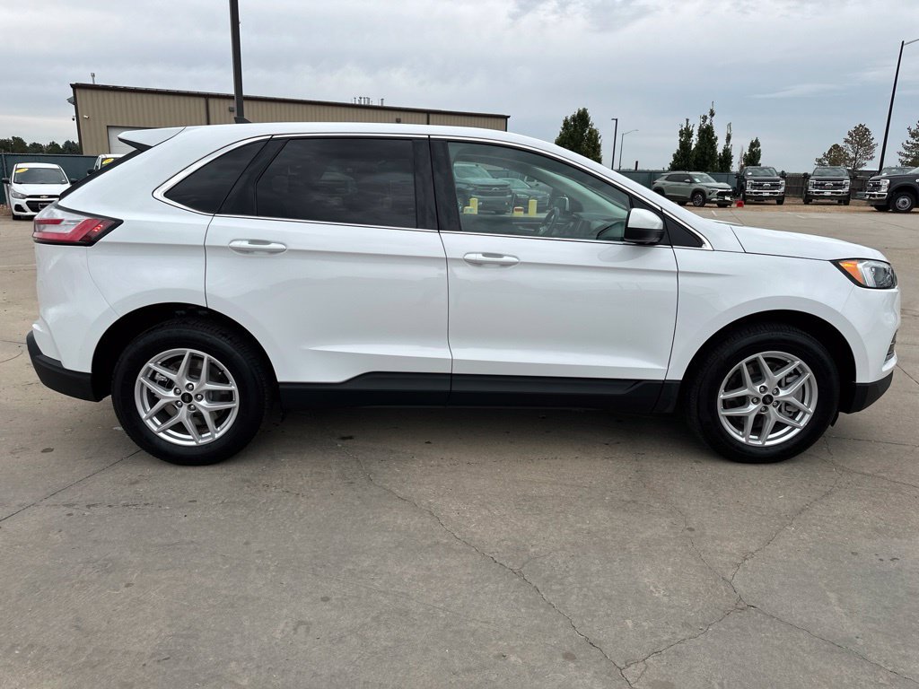 Used 2024 Ford Edge SEL AWD/4WD image 39