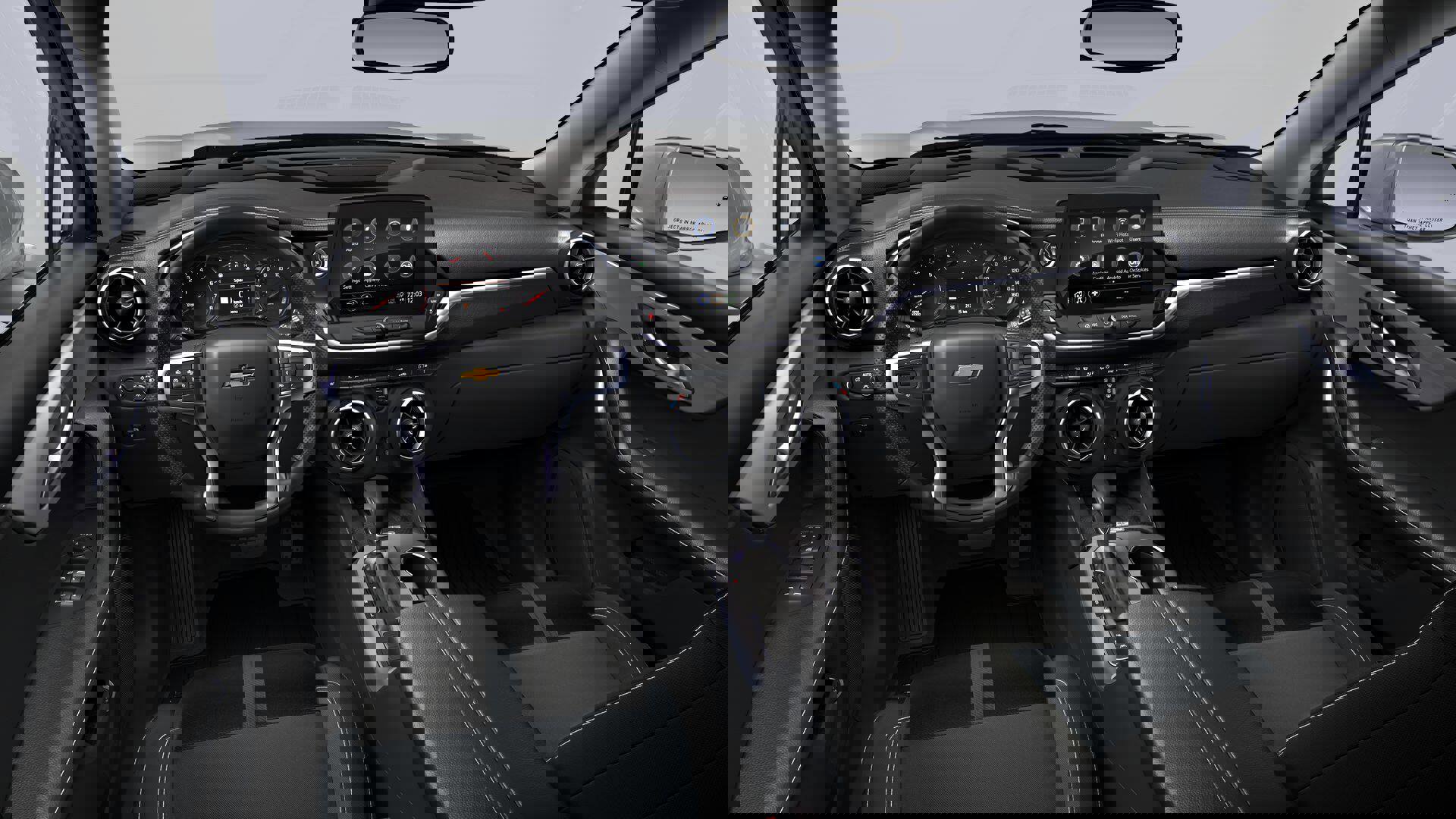 New 2025 Chevrolet Blazer LT w/ Convenience Package image 36