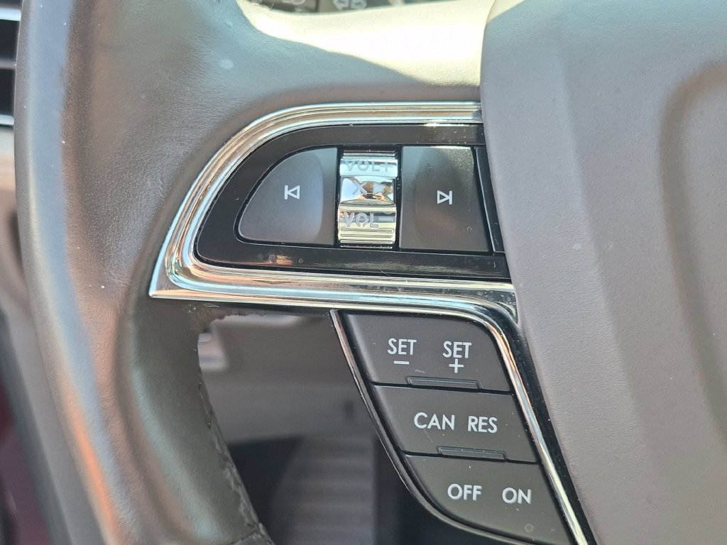 Used 2022 Lincoln Nautilus Reserve AWD/4WD image 16