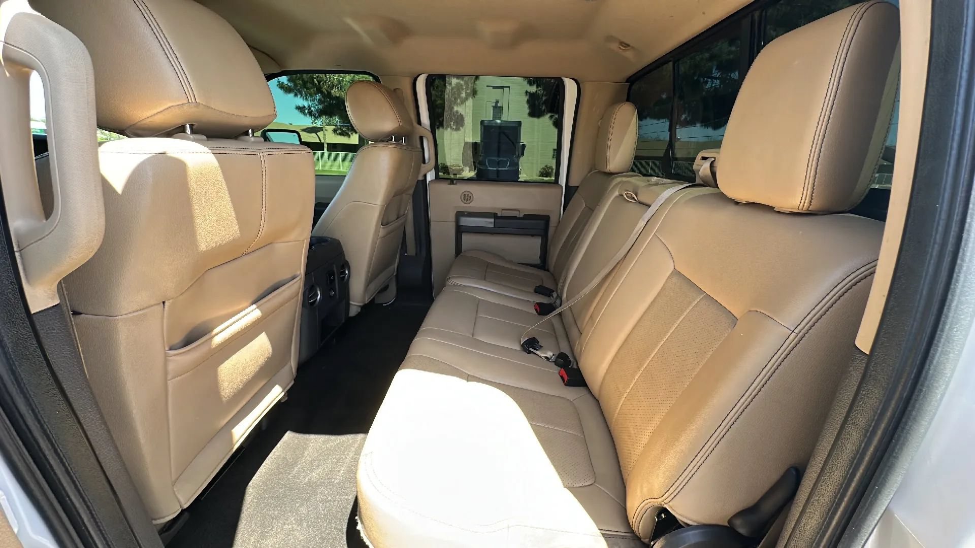 Used 2014 Ford F250 Lariat w/ Lariat Interior Package AWD/4WD image 12