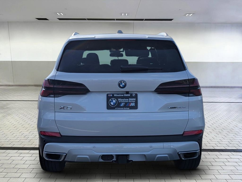 New 2026 BMW X5 xDrive50e w/ Premium Package image 4