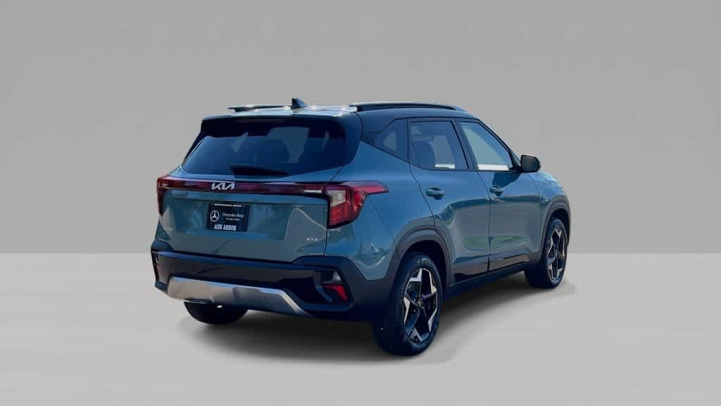 Used 2025 Kia Seltos S AWD/4WD image 8