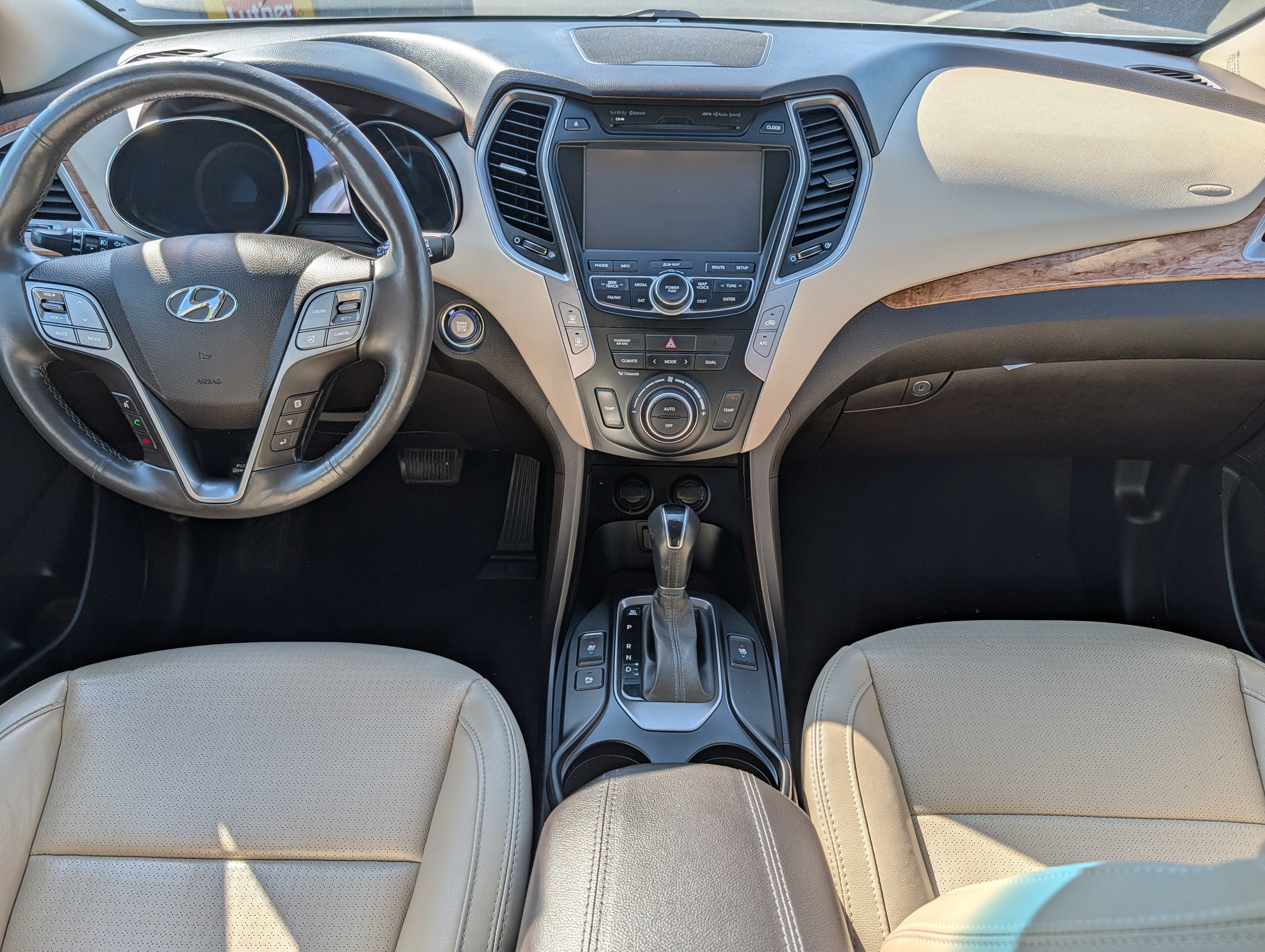 Used 2016 Hyundai Santa Fe Sport 2.0T w/ Option Group 05 AWD/4WD image 10