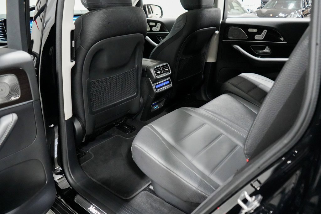 Used 2024 Mercedes-Benz GLS 450 4MATIC image 27