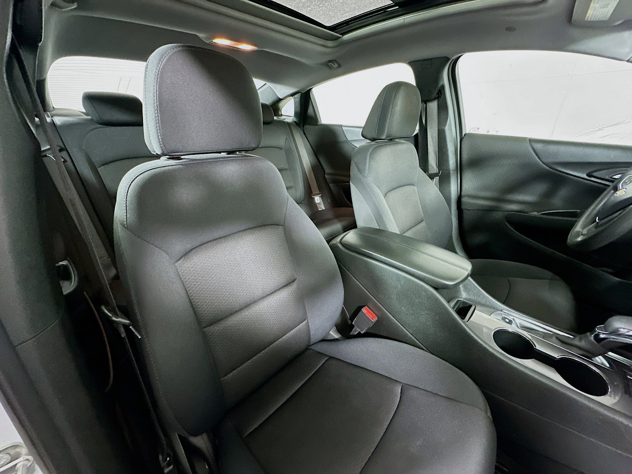 Used 2024 Chevrolet Malibu LT image 26