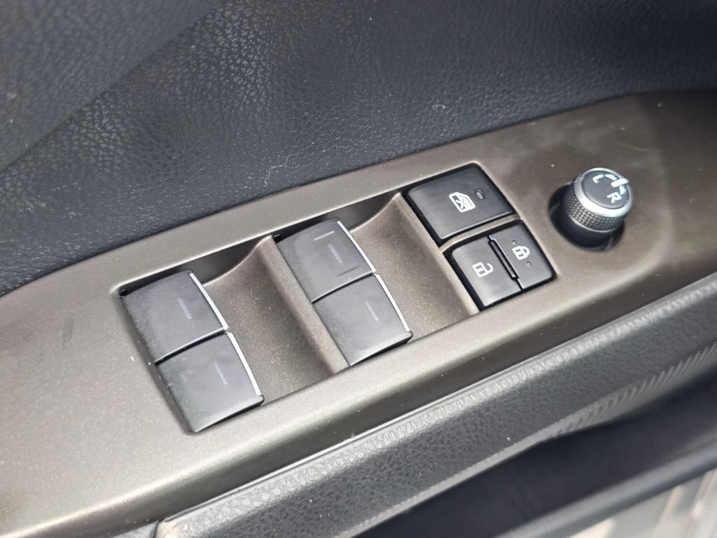 Certified 2023 Toyota Camry XLE FWD image 26