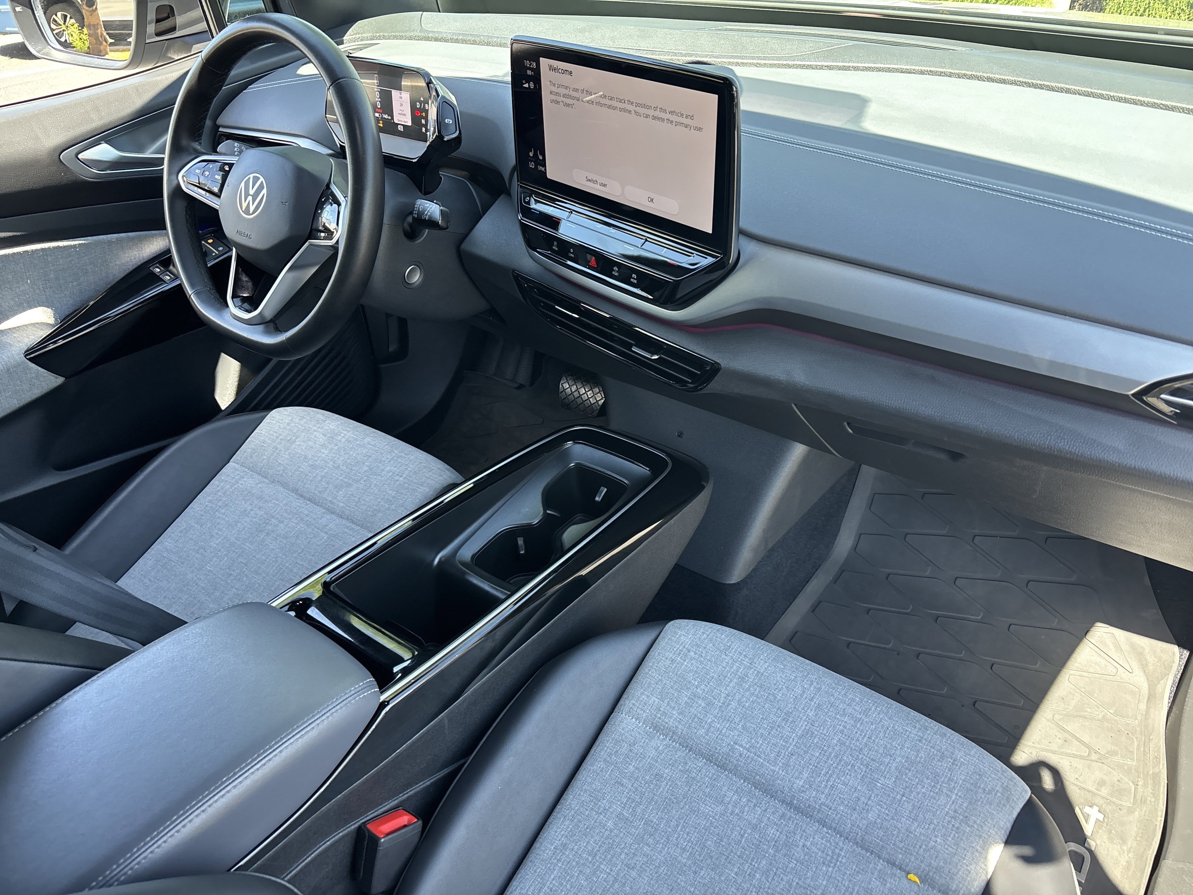 Used 2023 Volkswagen ID.4 Pro image 10