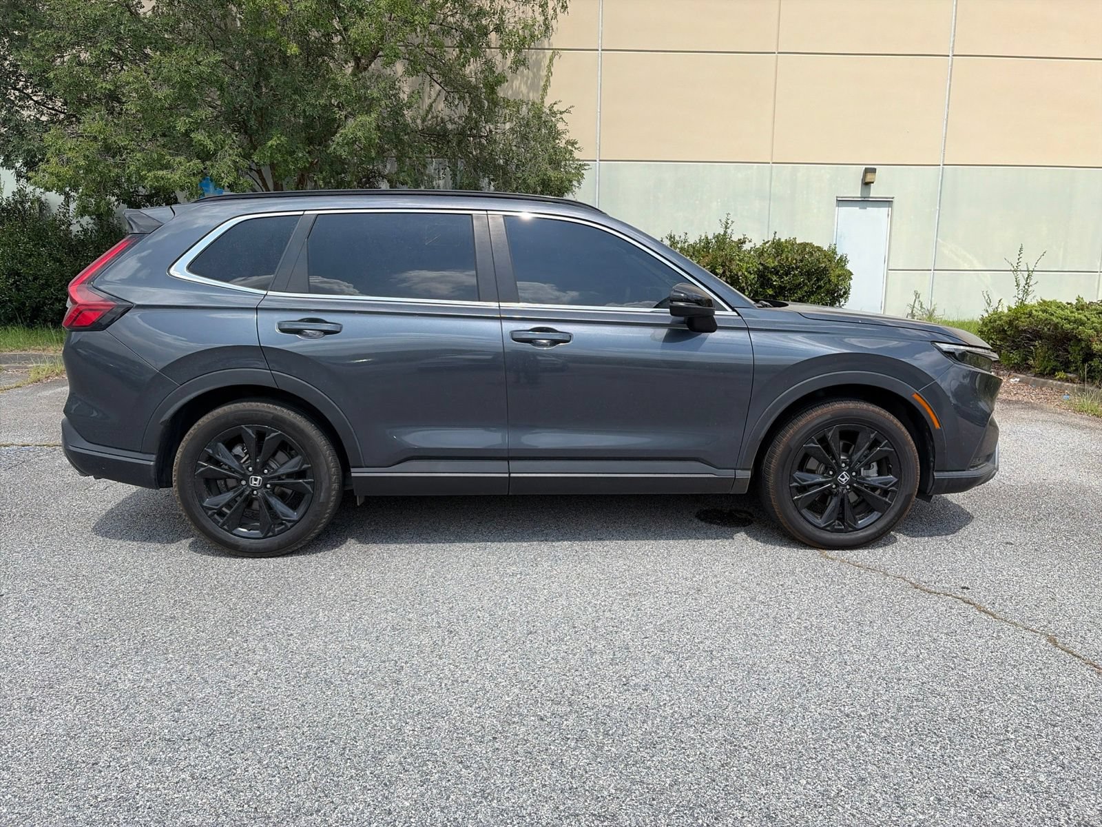 Used 2024 Honda CR-V Sport Touring image 7