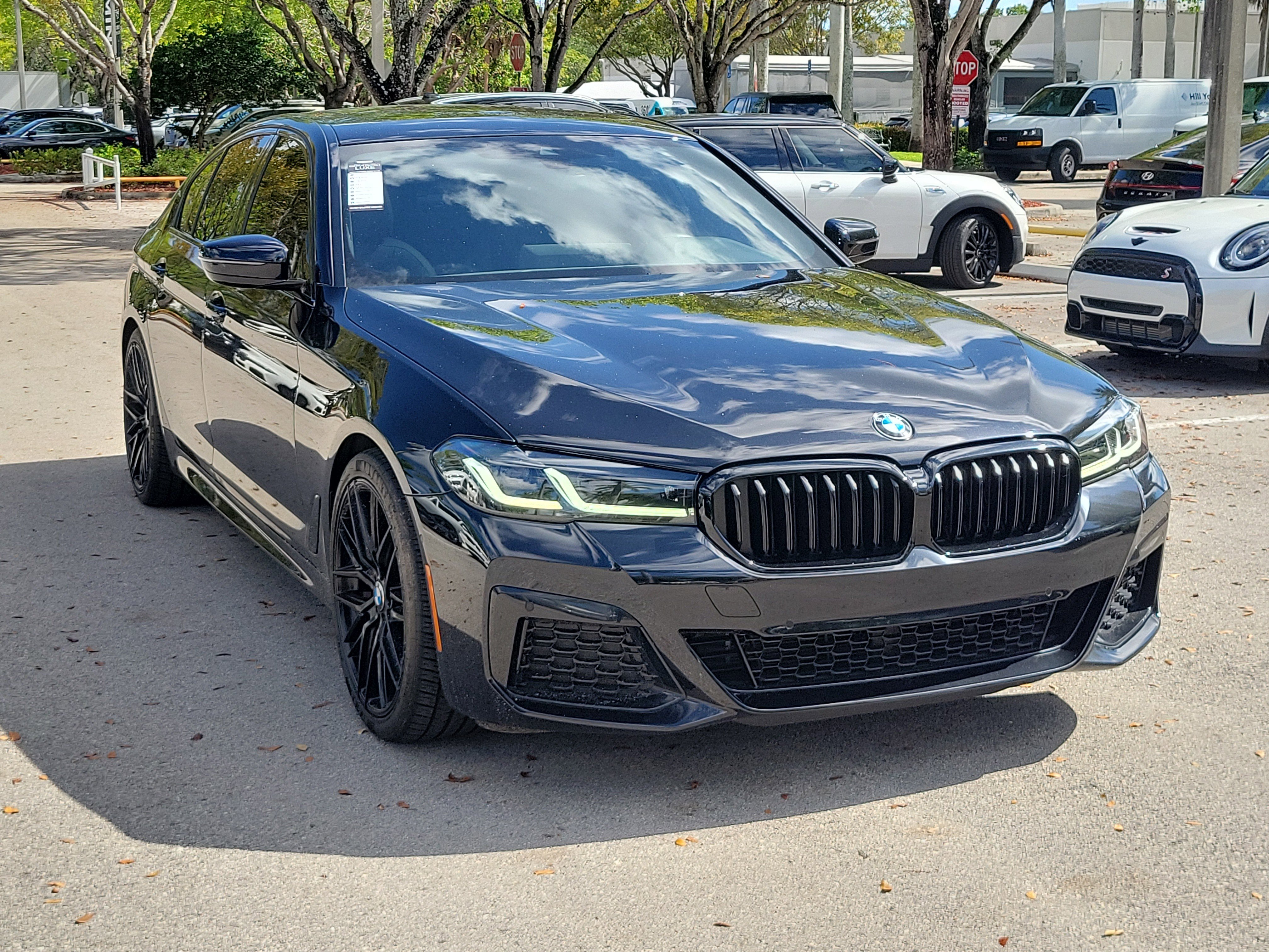 Used 2023 BMW 530i w/ M Sport Package RWD image 5