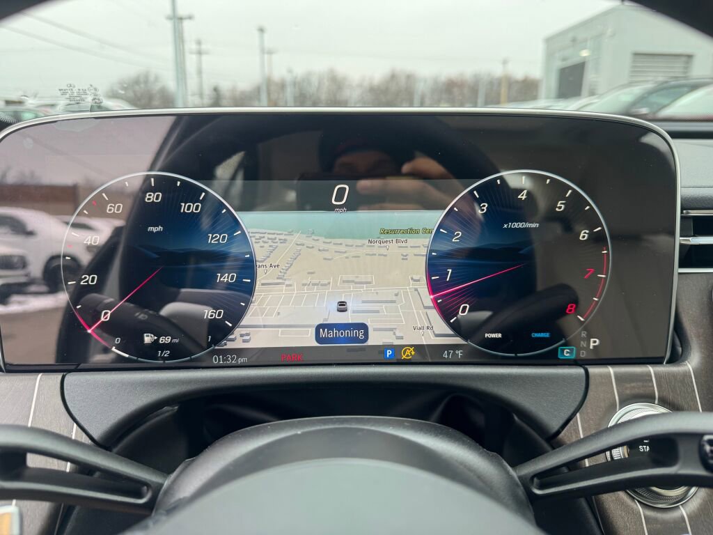 New 2026 Mercedes-Benz E 350 4MATIC Sedan image 13