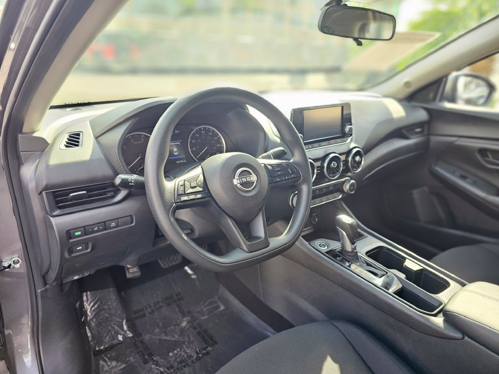 Used 2025 Nissan Sentra S FWD image 32