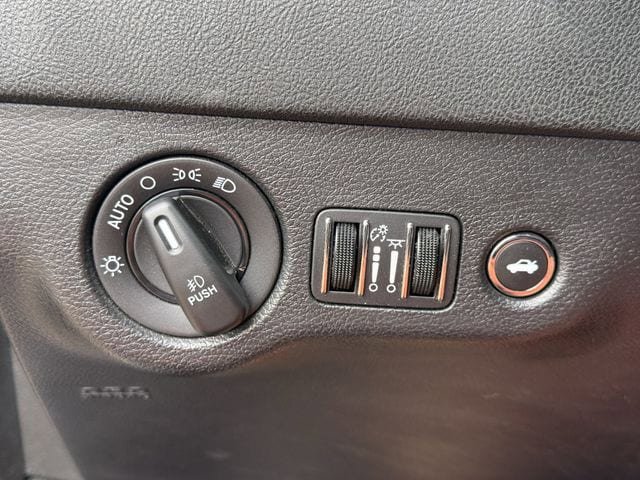 Used 2020 Dodge Charger GT w/ Blacktop Package RWD image 29