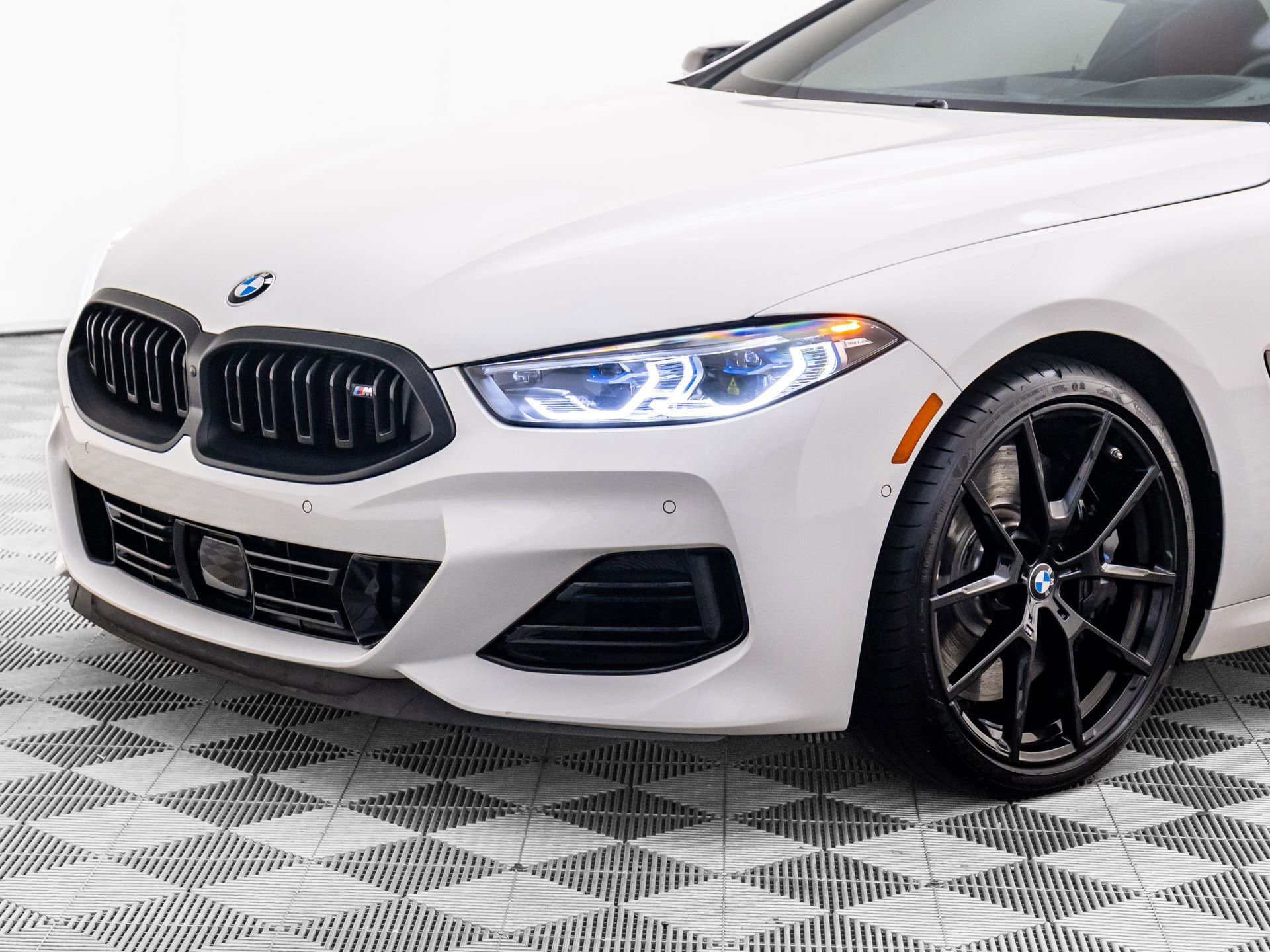 Certified 2025 BMW M850i xDrive Coupe AWD/4WD image 38