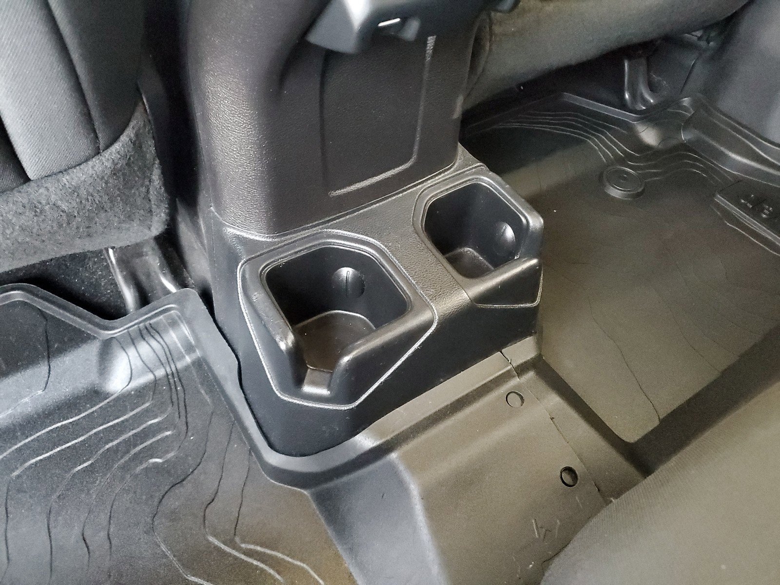 Certified 2020 Jeep Gladiator Sport w/ Quick Order Package 24S image 15