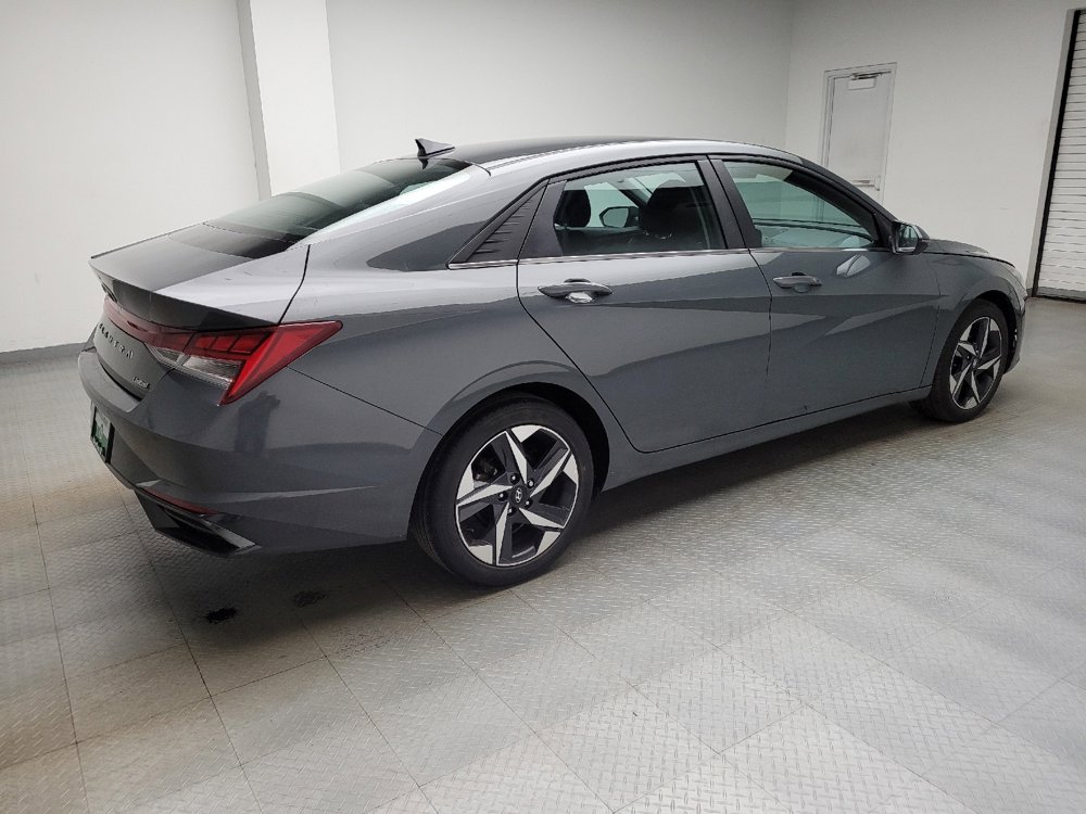 Used 2023 Hyundai Elantra Limited FWD image 10