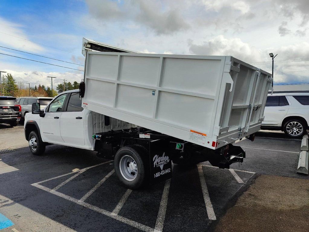 Used 2025 GMC Sierra 3500 Pro w/ Convenience Package AWD/4WD image 12