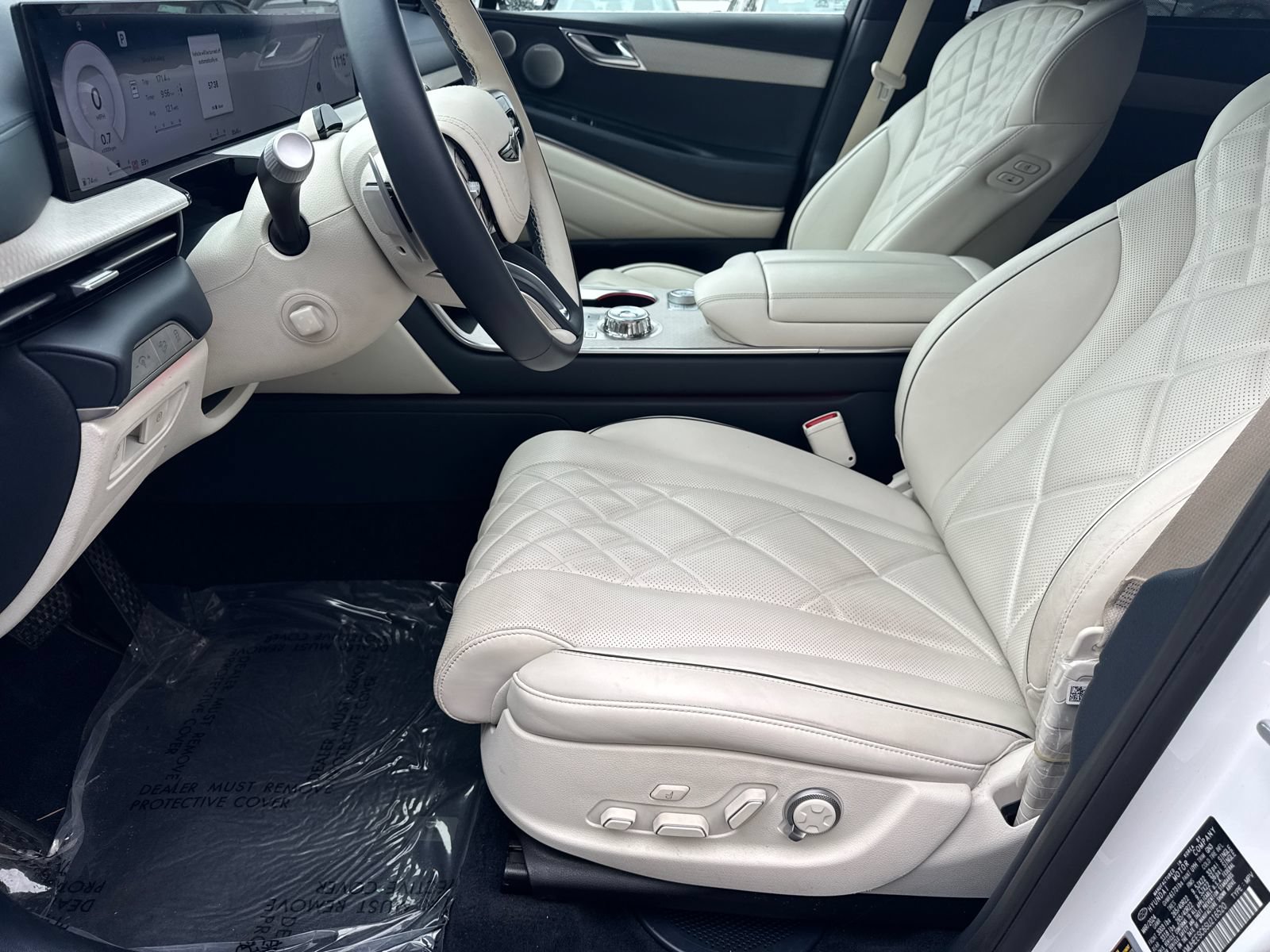 Used 2025 Genesis GV80 3.5T Prestige AWD/4WD image 9
