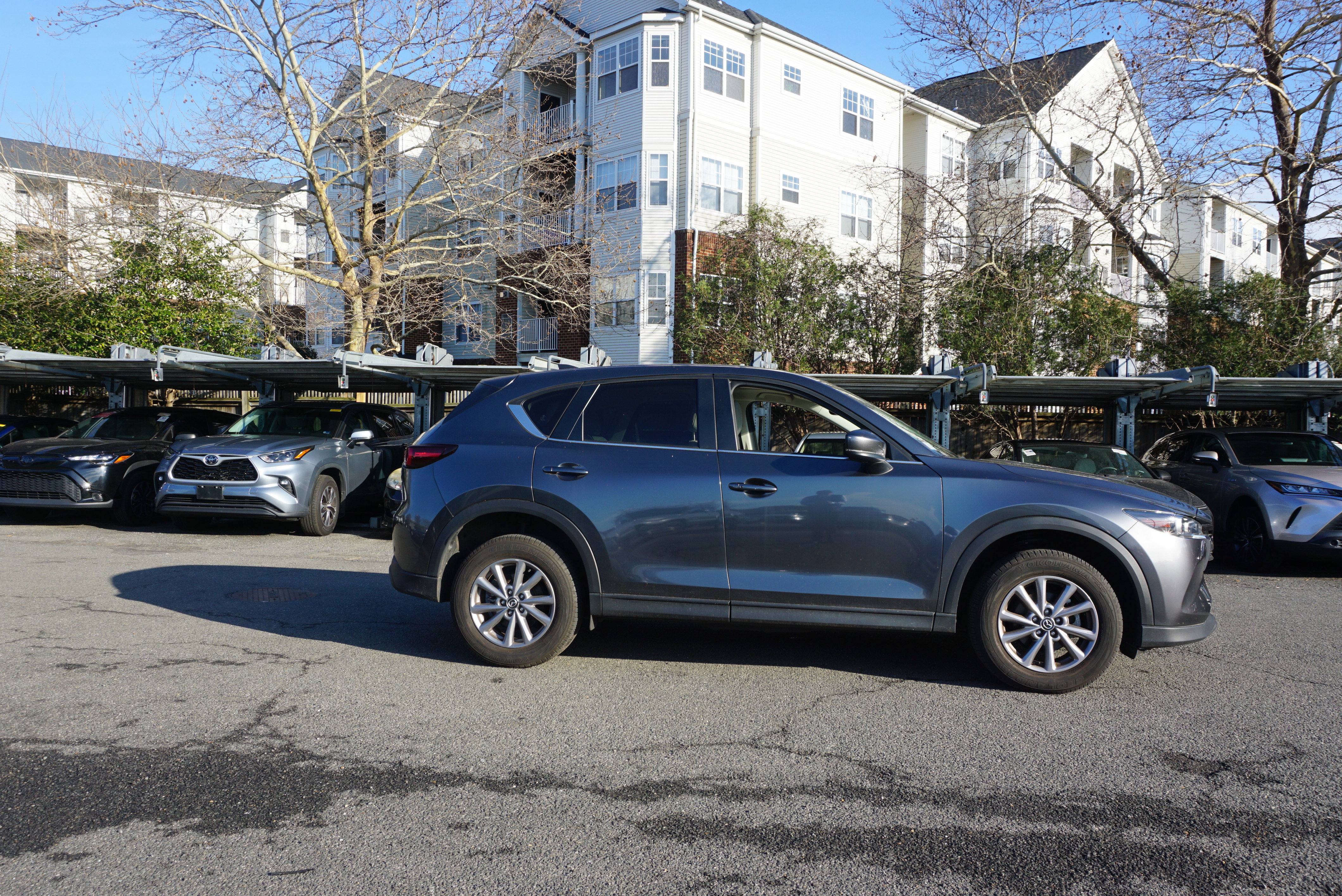 Used 2023 MAZDA CX-5 AWD 2.5 S w/ Preferred Package image 3