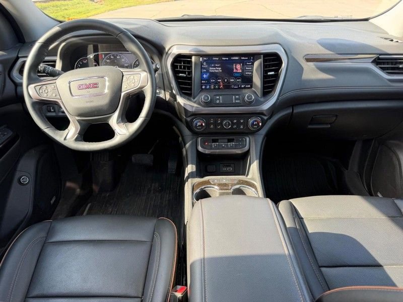 Used 2023 GMC Acadia AT4 w/ Technology Package AWD/4WD image 12