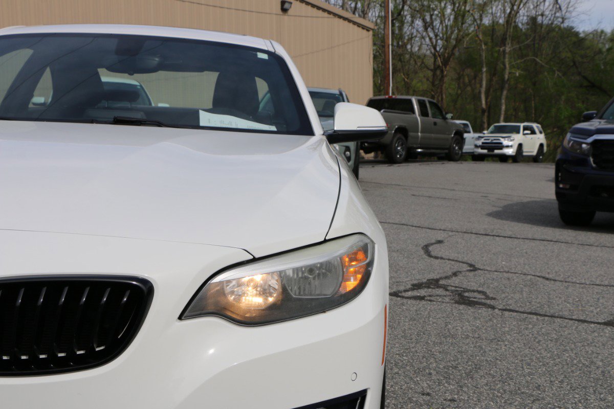 Used 2017 BMW 230i Coupe RWD image 13