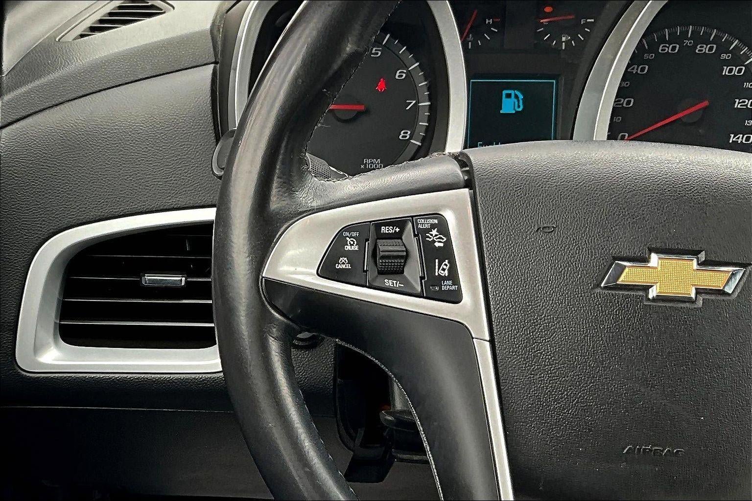 Used 2017 Chevrolet Equinox Premier w/ Enhanced Convenience Package AWD/4WD image 17