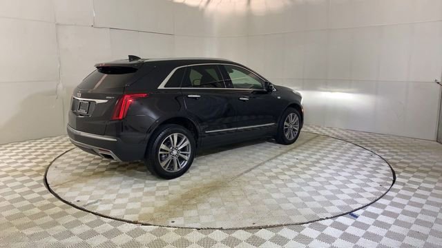 Used 2025 Cadillac XT5 Premium Luxury w/ LPO, Floor Liner Package FWD image 8