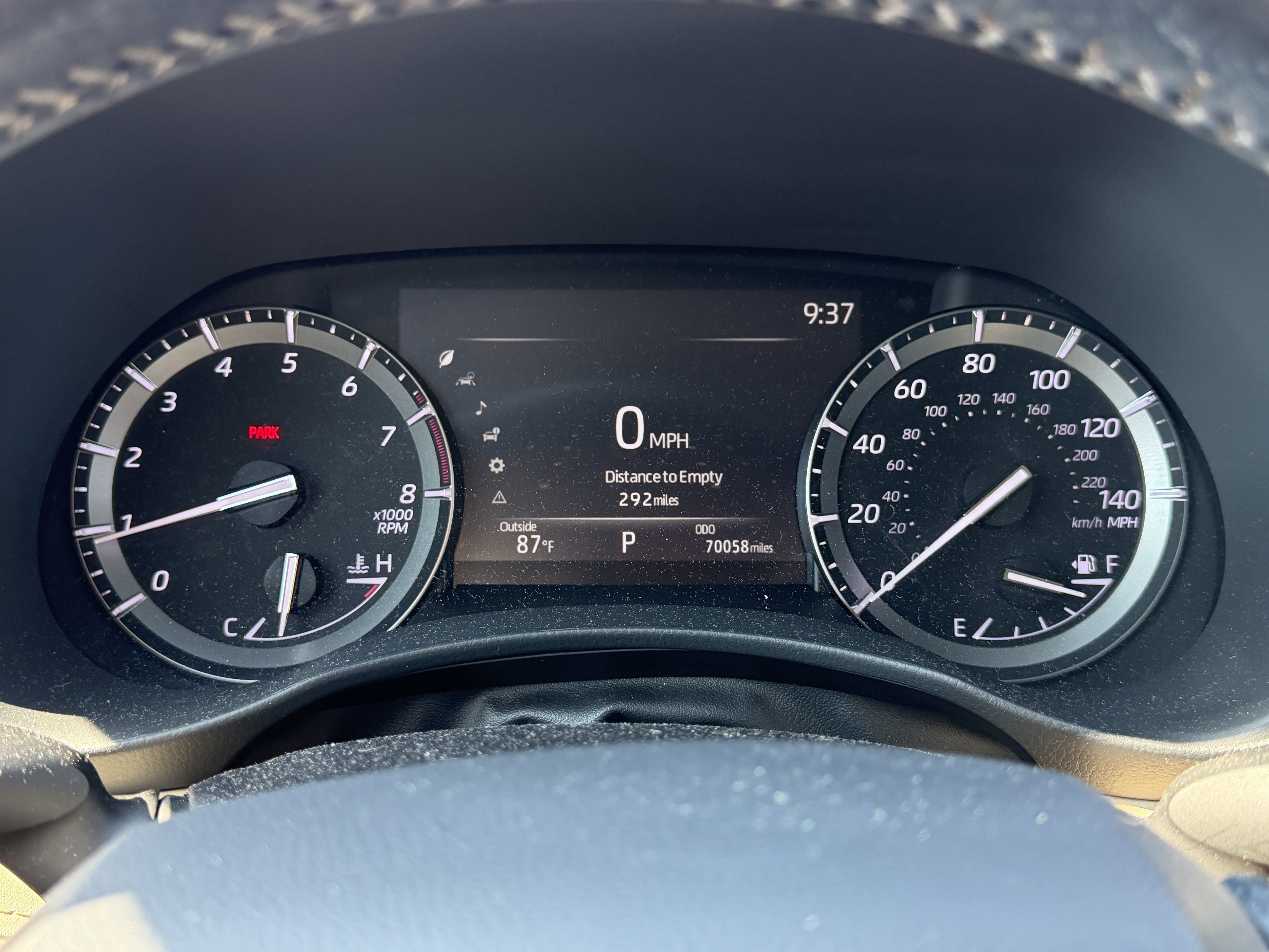 Used 2021 Toyota Highlander XLE FWD image 13