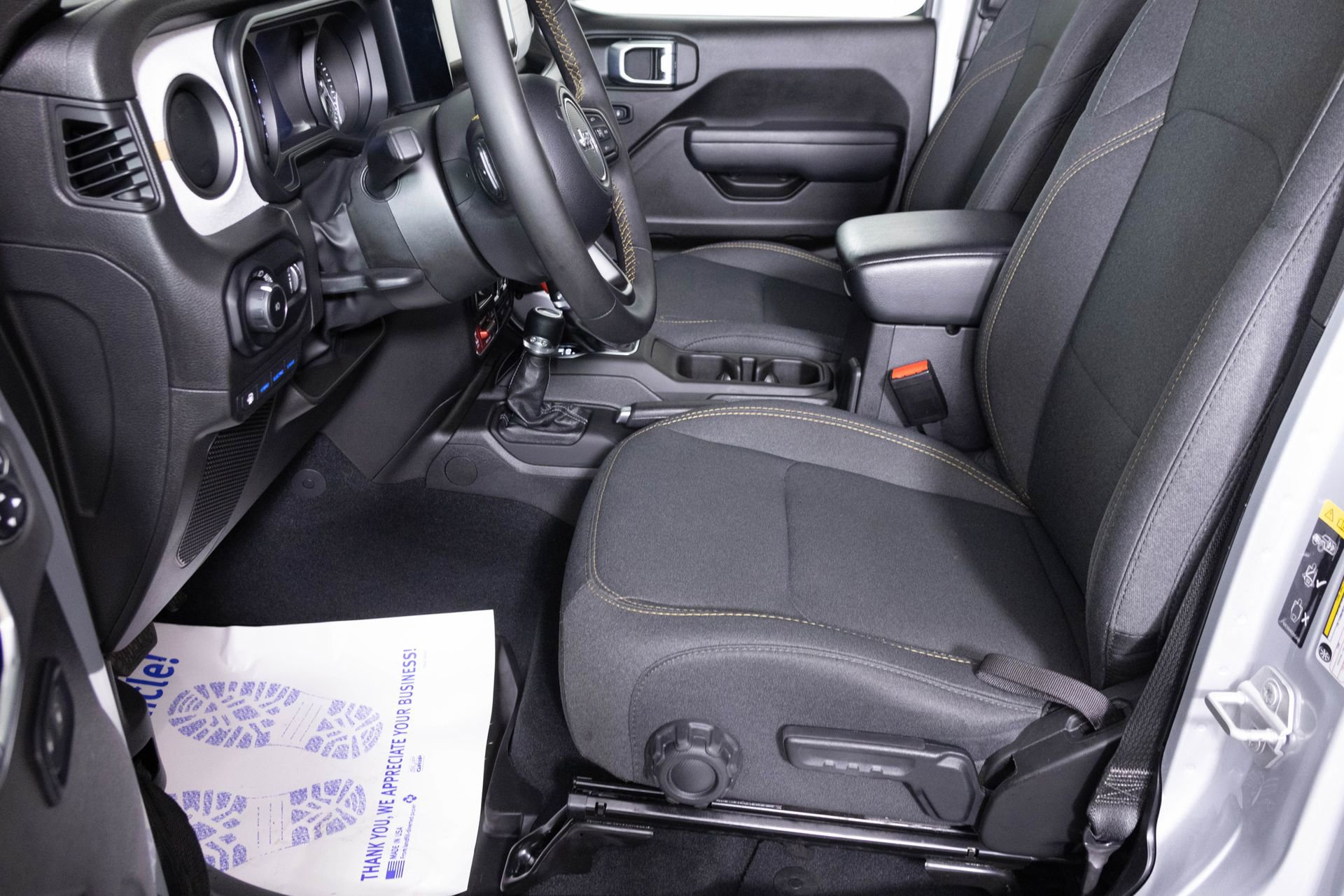 Used 2024 Jeep Wrangler Unlimited image 20