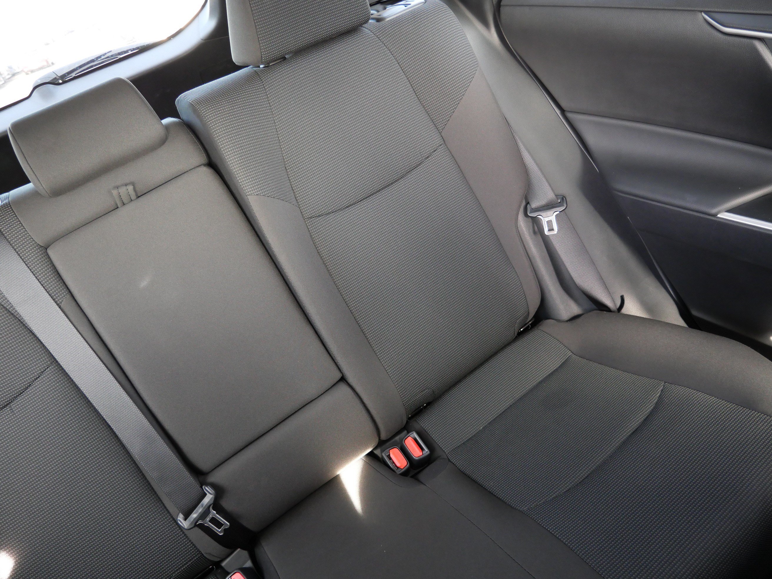Certified 2025 Toyota RAV4 LE AWD/4WD image 15