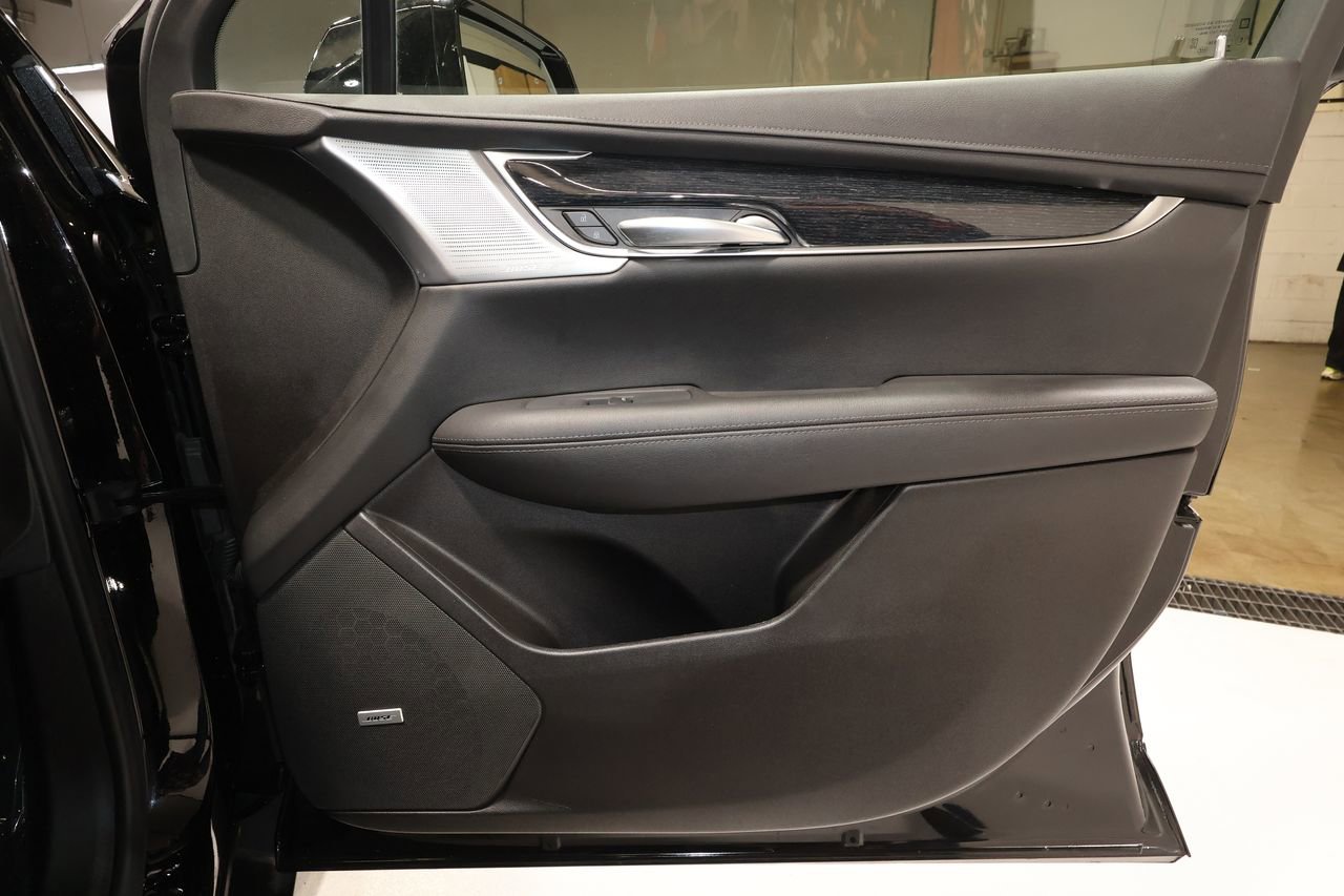 Certified 2025 Cadillac XT5 Premium Luxury image 19