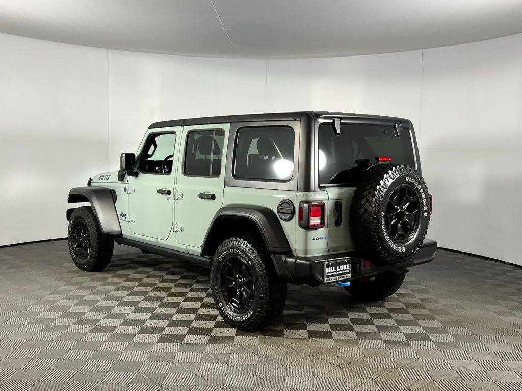 Used 2023 Jeep Wrangler Unlimited w/ Cold Weather Group image 9