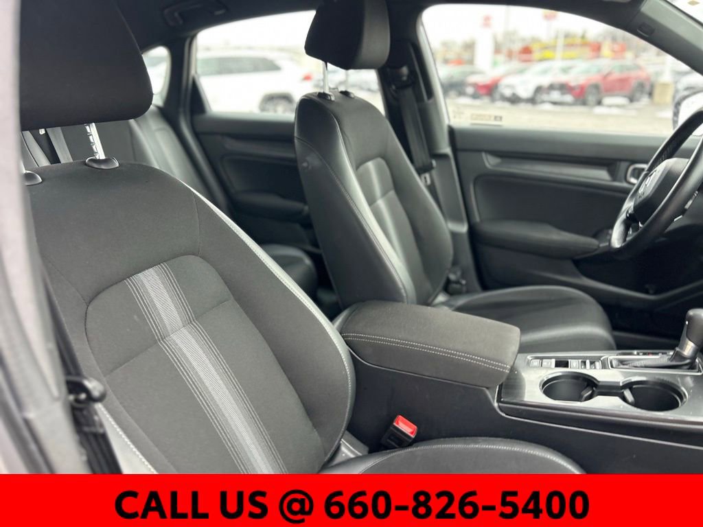Used 2024 Honda Civic Sport image 6