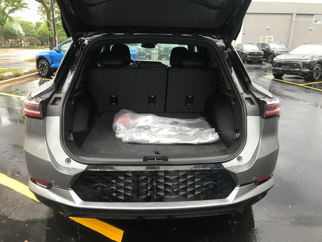New 2024 Chevrolet Equinox EV RS FWD image 19