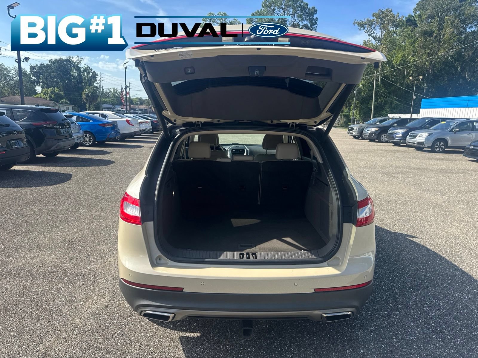 Used 2018 Lincoln MKX Reserve w/ Lincoln MKX Climate Package FWD image 8