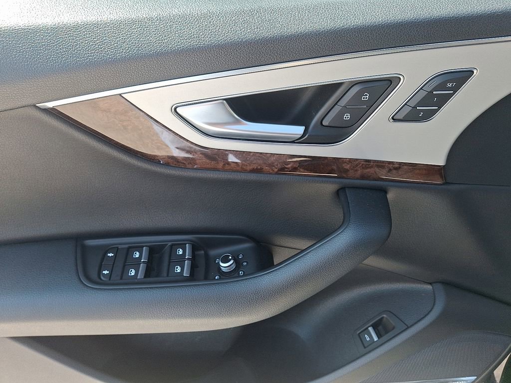 Used 2019 Audi Q7 2.0T Premium Plus w/ Premium Plus Package image 14
