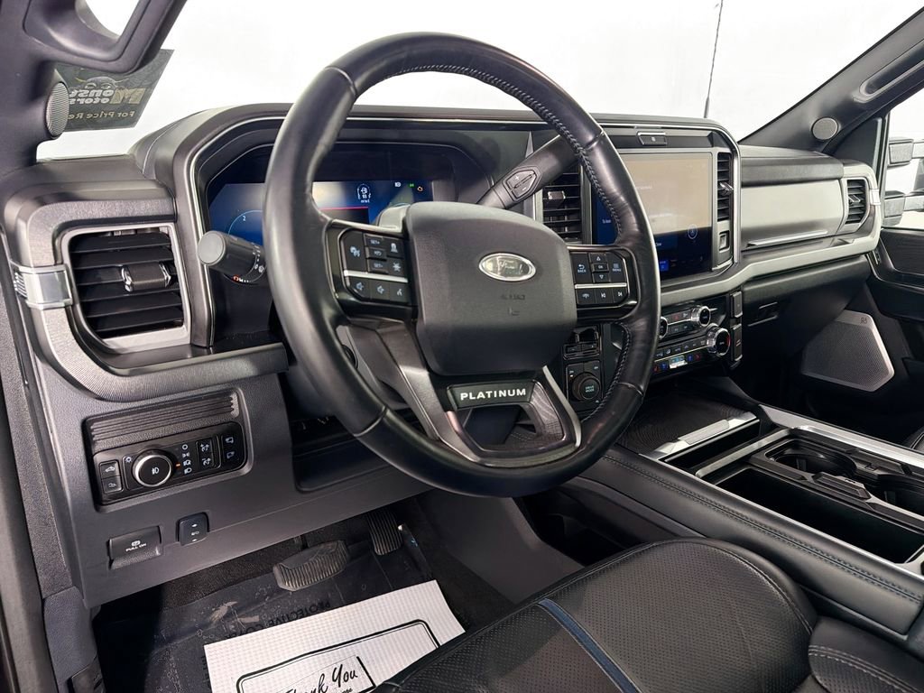 Used 2025 Ford F450 Platinum image 9