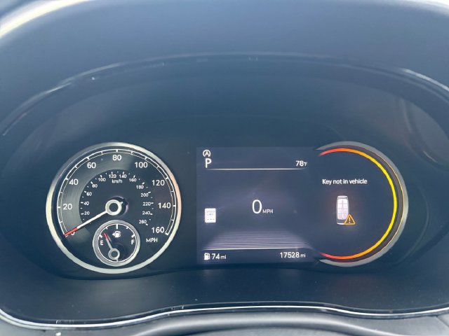 Used 2025 Genesis GV70 3.5T Sport AWD/4WD image 25