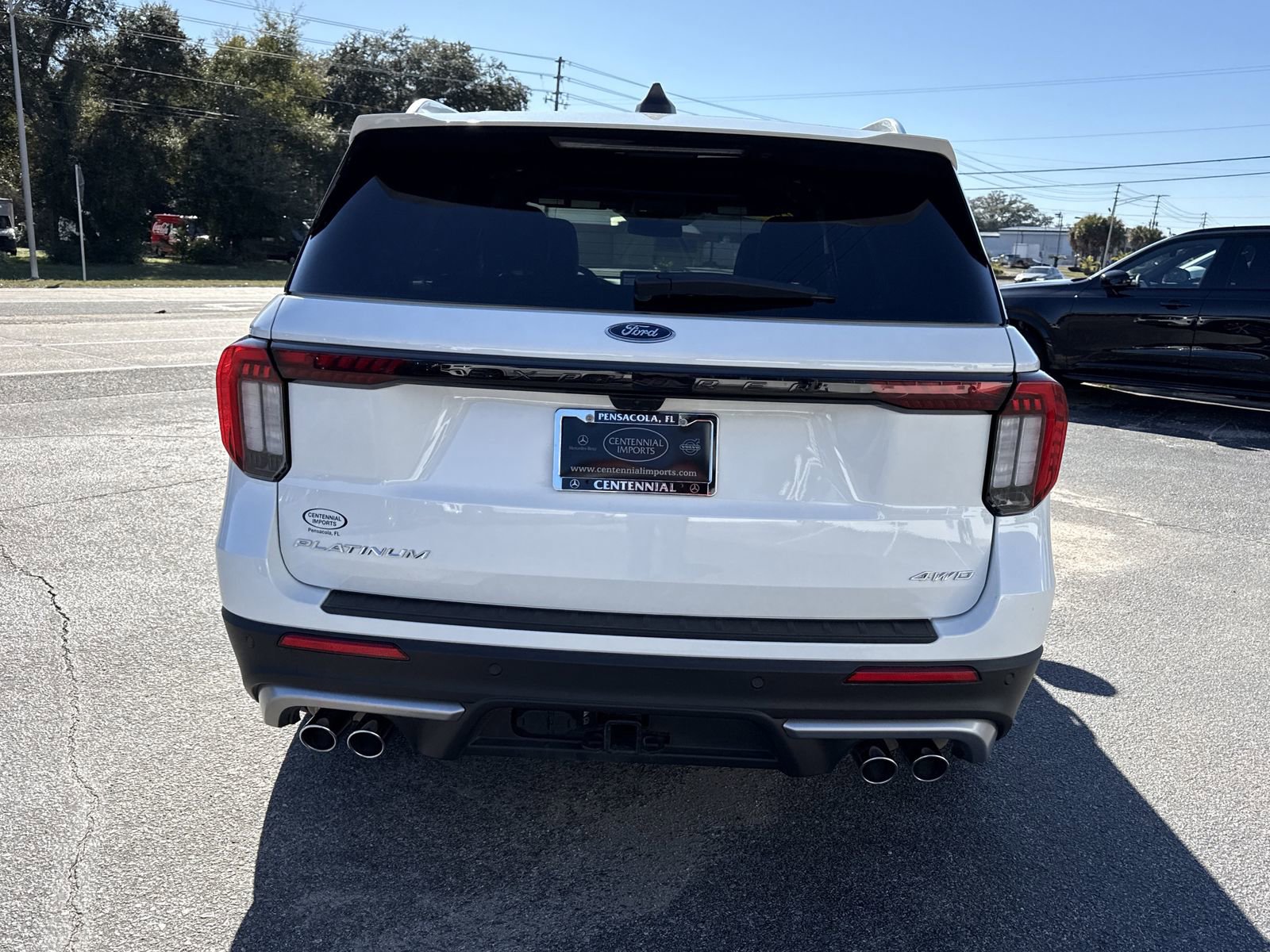 Used 2025 Ford Explorer Platinum w/ Ultimate Package image 4