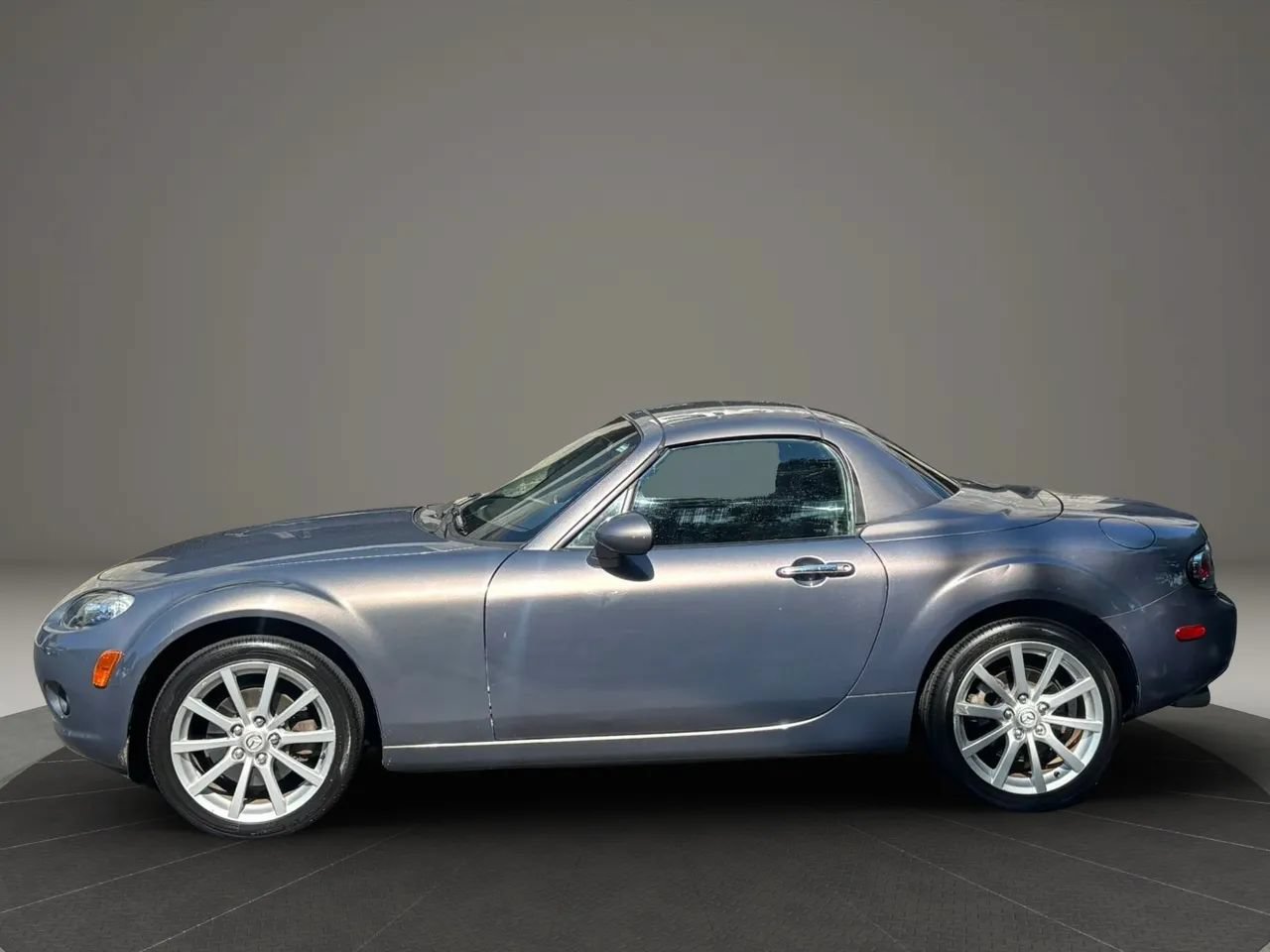 Used 2007 MAZDA MX-5 Miata Touring w/ Suspension Pkg RWD image 9