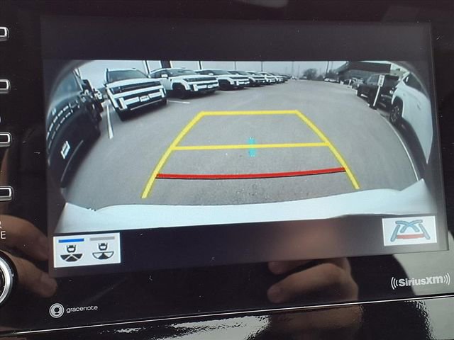 Used 2023 Toyota Camry SE image 17