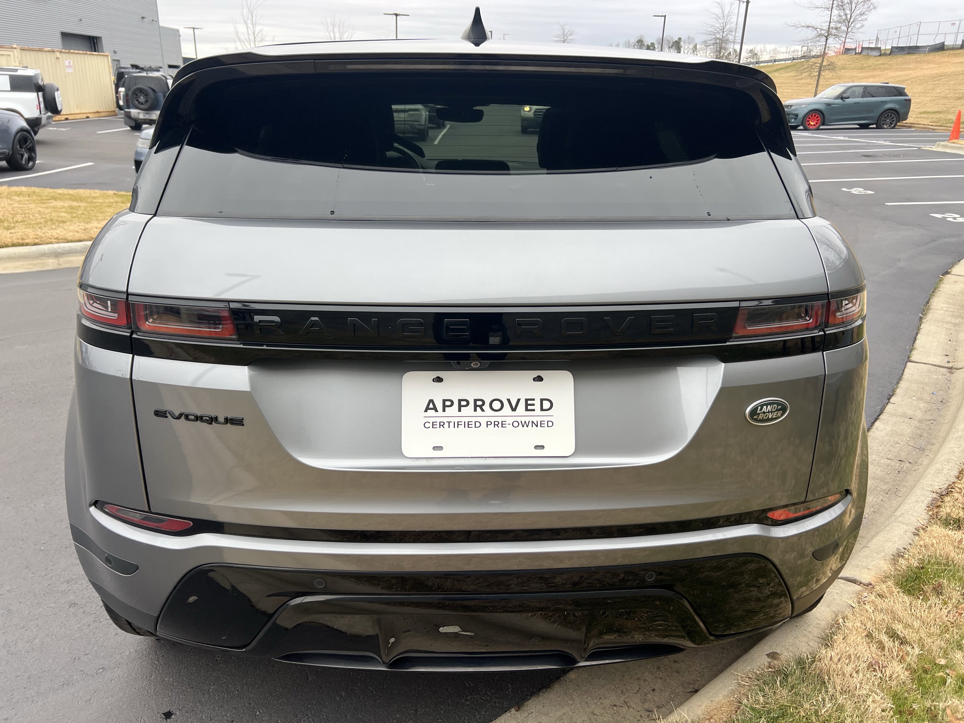 Certified 2022 Land Rover Range Rover Evoque SE image 43