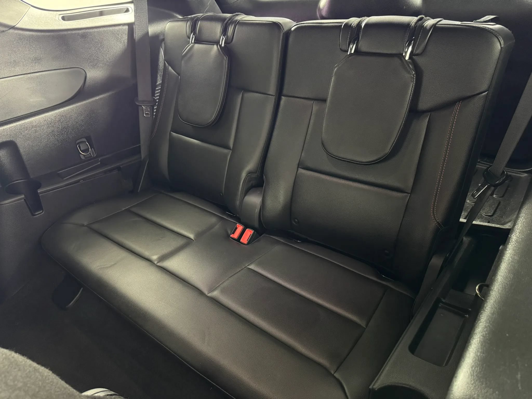 Used 2022 Ford Explorer ST-Line AWD/4WD image 39