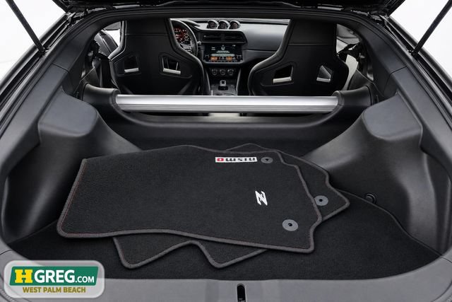Used 2025 Nissan Z NISMO w/ Floor Mat Package RWD image 16