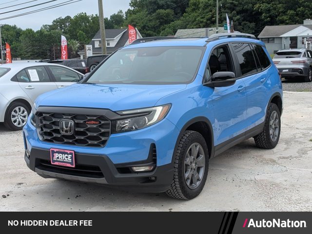 Used 2025 Honda Passport TrailSport image 1