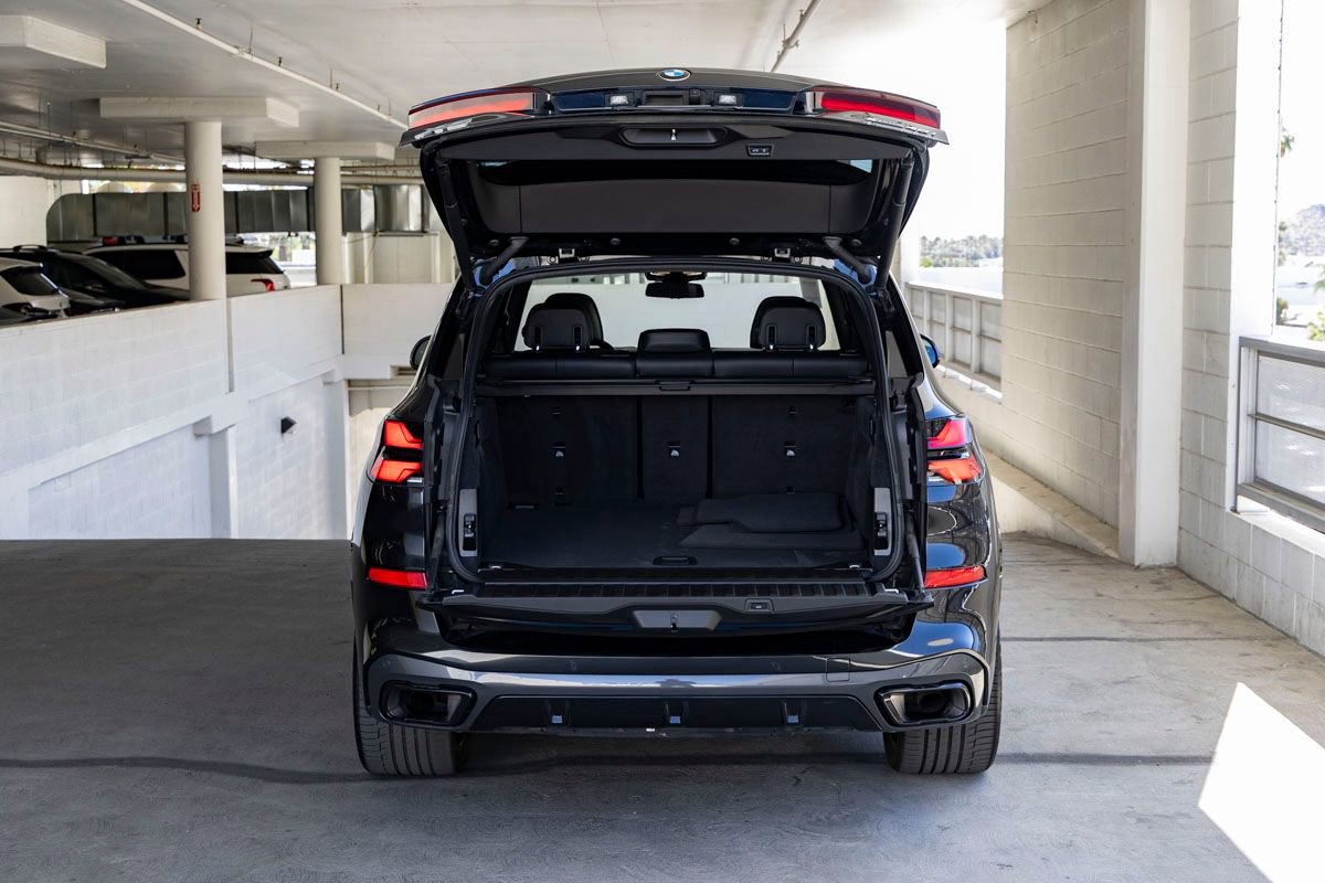 Certified 2024 BMW X5 xDrive40i w/ Executive Package image 22