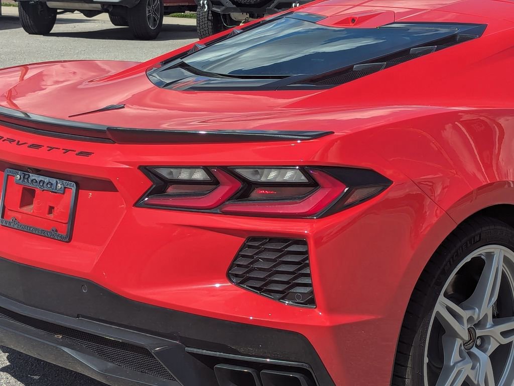 Used 2024 Chevrolet Corvette Stingray Preferred Cpe w/ 2LT image 8