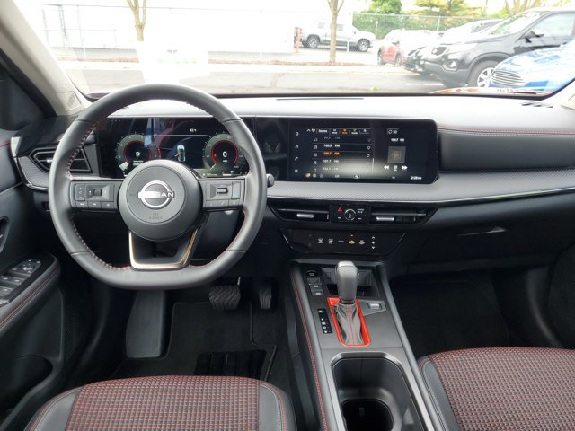 Certified 2026 Nissan Kicks SR FWD image 20