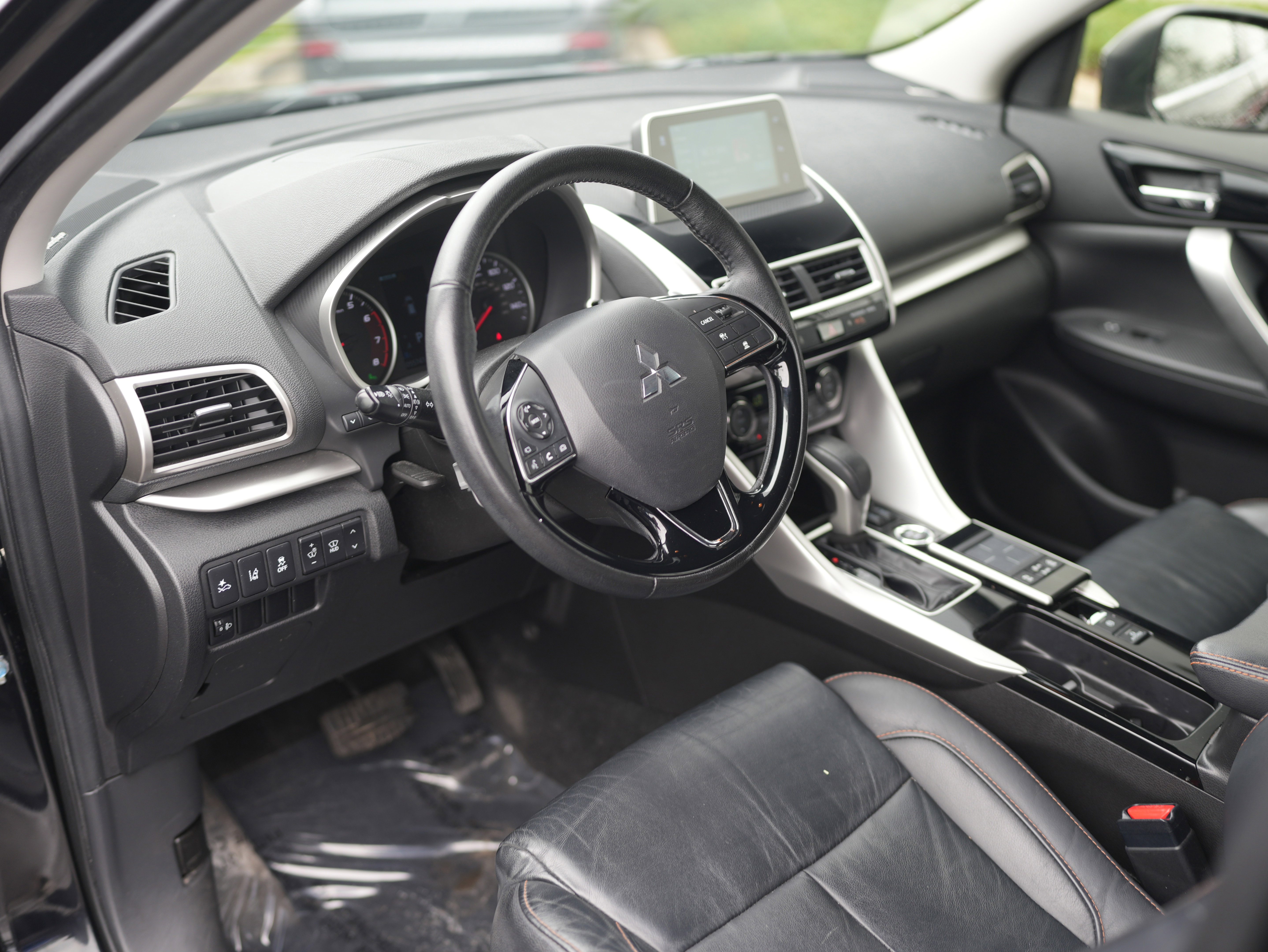 Used 2019 Mitsubishi Eclipse Cross AWD image 12